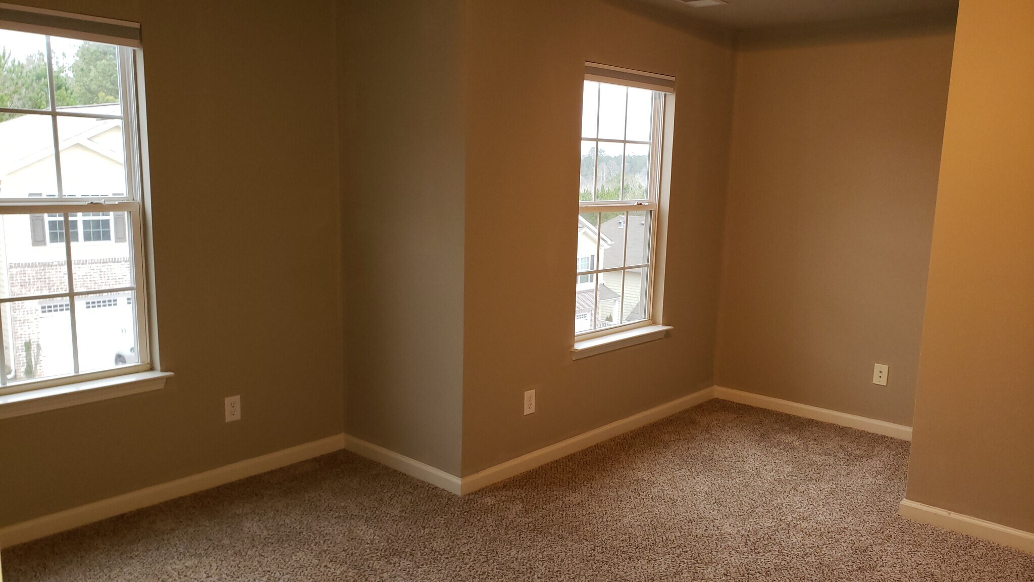 Building Photo - 111 Village Pky
