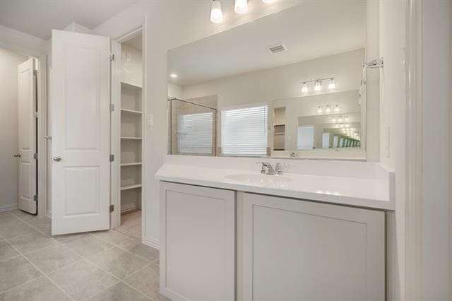 Building Photo - 912 Alberta