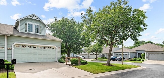 Building Photo - 109 Providence St