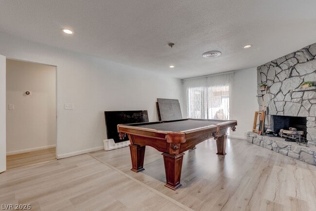 Building Photo - 1489 Santa Anita Dr