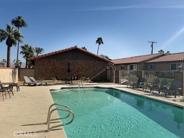 Primary Photo - 79661 Ave 42