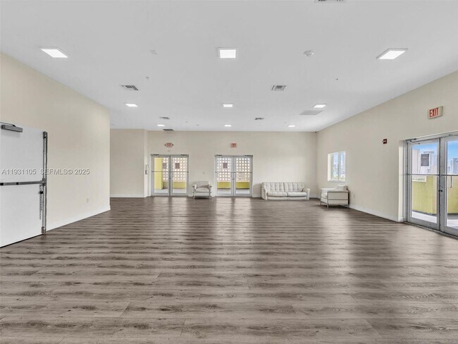 Building Photo - 816 NW 11th St