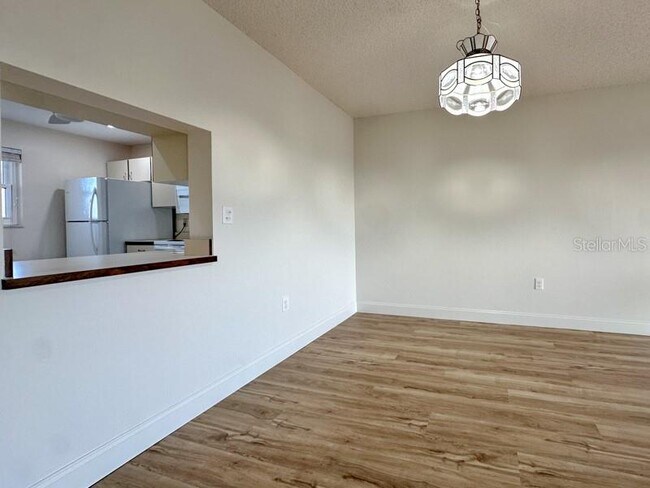 Building Photo - 3640 Ironwood Cir