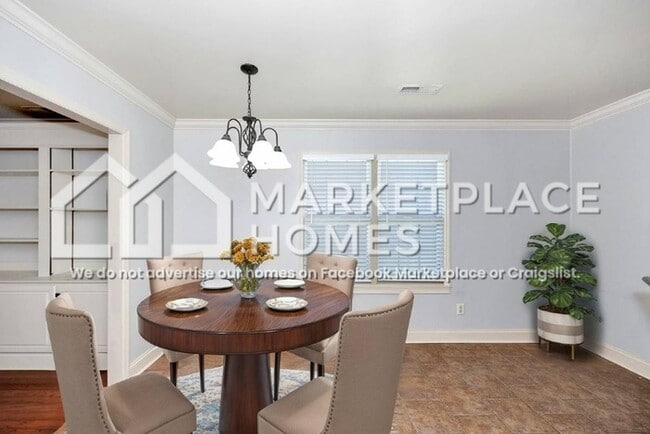 Building Photo - 1015 Ashenbury Park