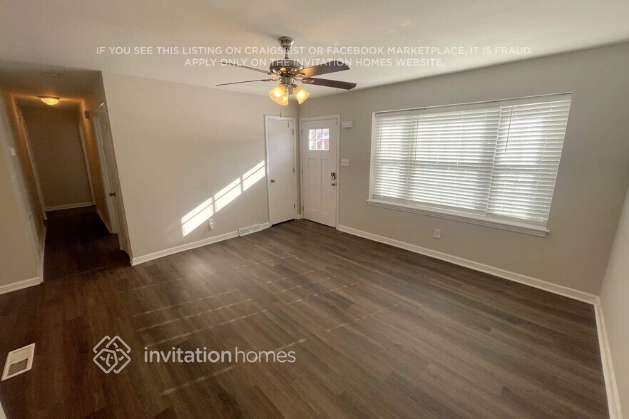 Building Photo - 7112 David Ave