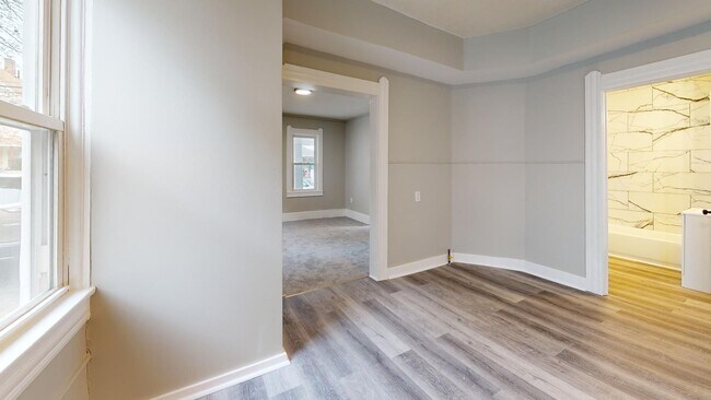 Building Photo - Old Brooklyn Area - 3 Bedroom Single Famil...