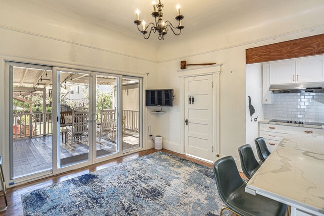 Building Photo - 520 S Almaden Ave