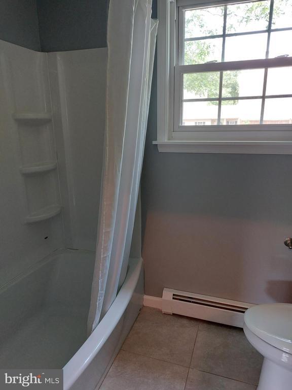 Building Photo - 13 Heatherwood Hill