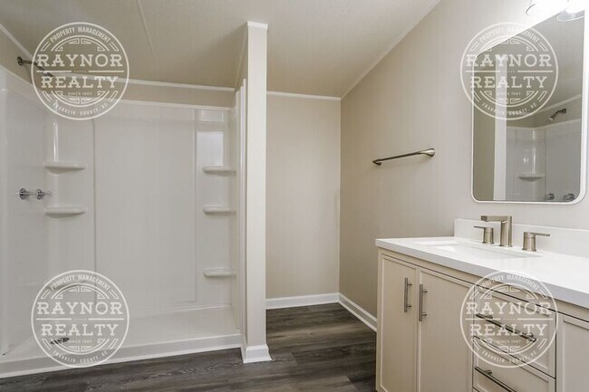 Building Photo - 2009 Moorgate Ct