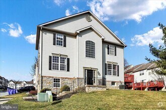 Building Photo - Available Now - 3 Bedroom Home in Dallasto...