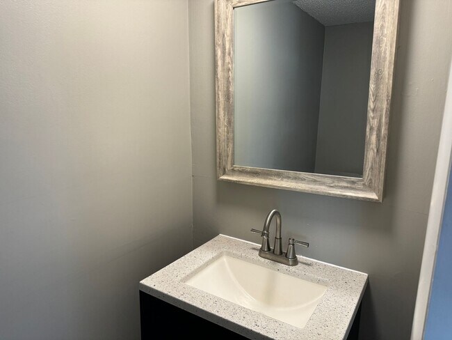 Building Photo - 7801 3rd Ave S