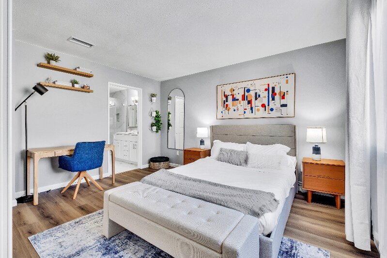 Building Photo - 2361 Gonzaga Ln