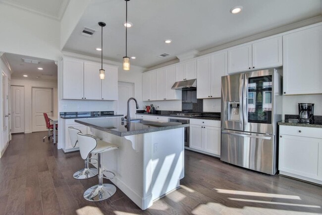 Building Photo - 3089 Valley of Hearts Delight Pl