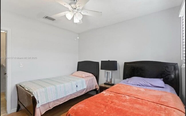 Building Photo - 18830 NW 7th Ave