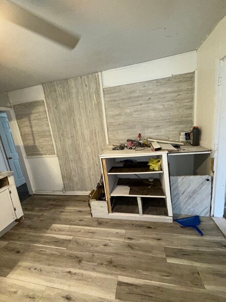 Building Photo - 2621 Churchill Ave