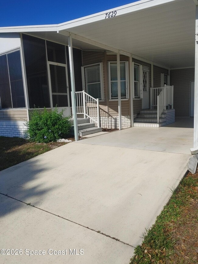 Building Photo - 7629 Chasta Rd
