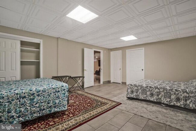 Building Photo - 2393 Watters Glen Ct