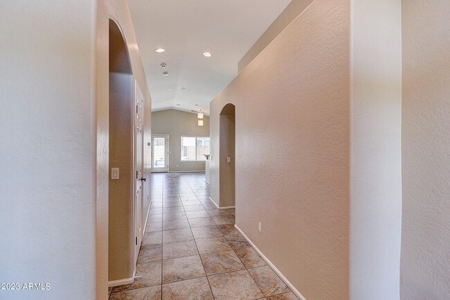 Building Photo - 5029 W Nancy Ln