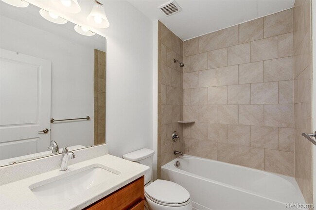 Building Photo - 2769 Ashcombe Dr.