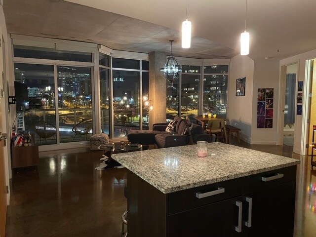 City Lights - 600 12th Ave S