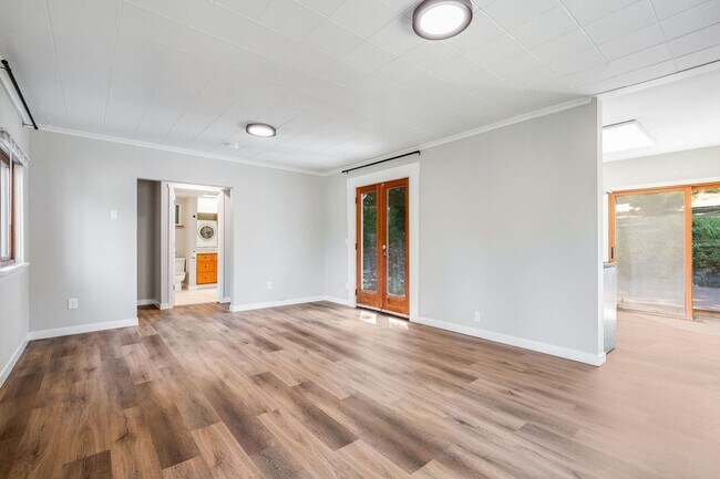 Building Photo - 11709 24th Ave NE