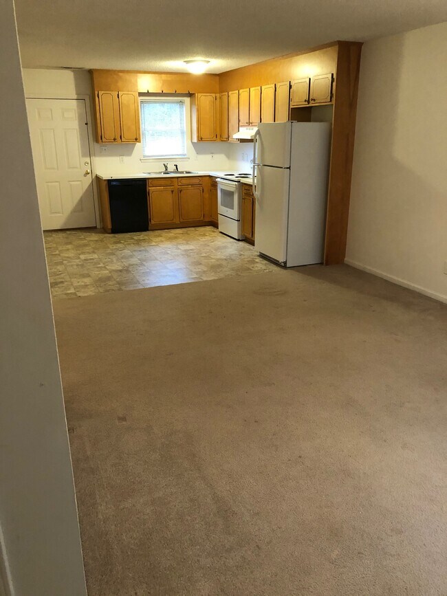 Building Photo - 2621 31st Avenue Ct NE