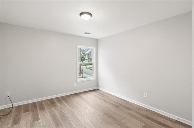 Building Photo - 3526 Harvest Ridge Ln NE