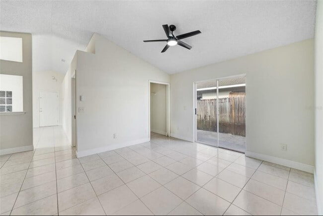 Building Photo - 1965 Teaberry Ct