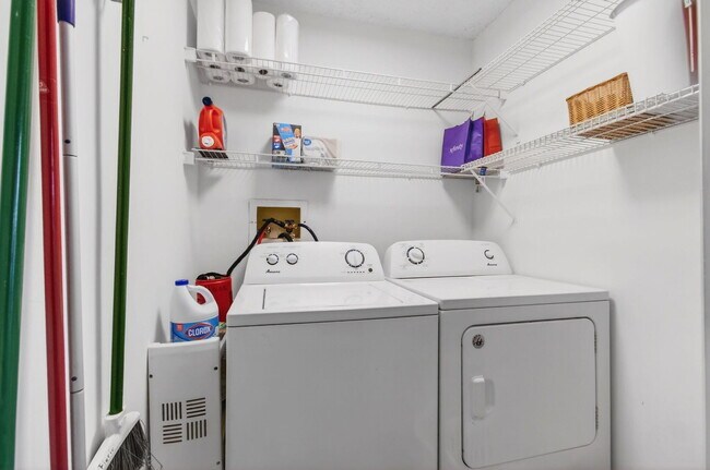 Building Photo - 15496 Lakes of Delray Blvd