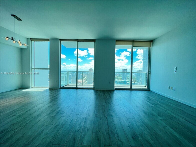 Building Photo - 244 Biscayne Blvd