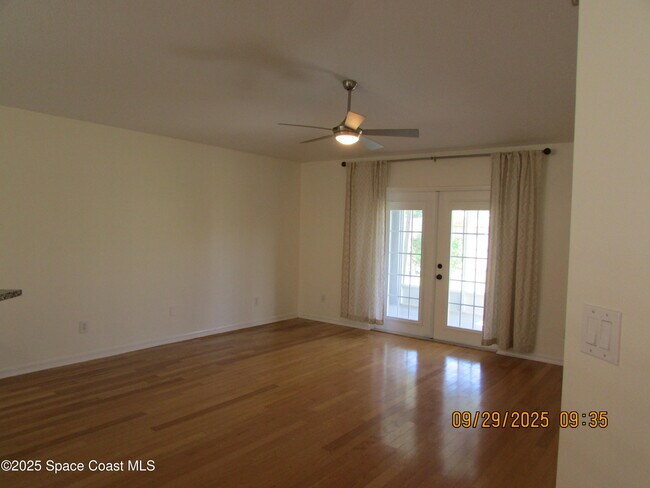 Building Photo - 2070 Tiburon Ln