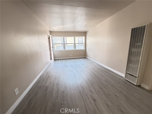 Building Photo - 2431 W Beverly Blvd