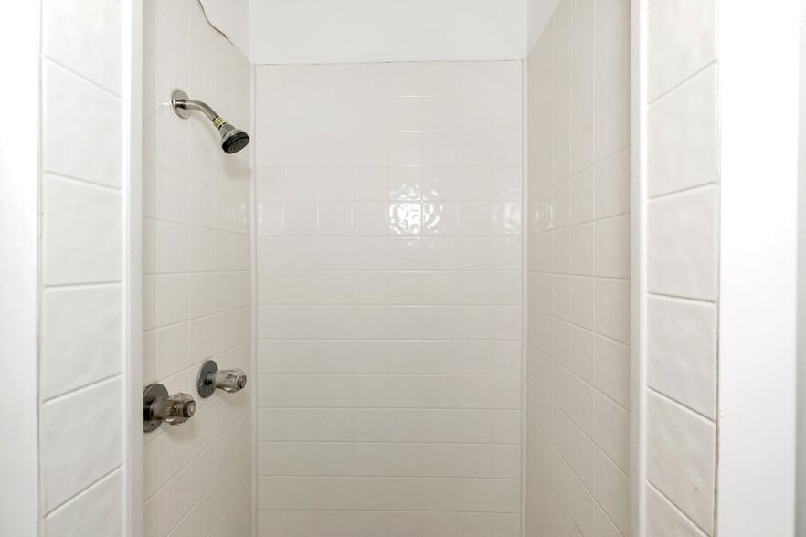 Building Photo - 4318 Balwin Dr SW