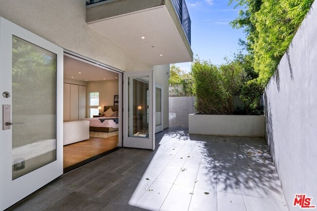 Building Photo - 1621 Malcolm Ave