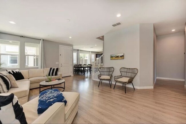 Building Photo - Gorgeous 4 Bedroom Patio Home in Rocklin