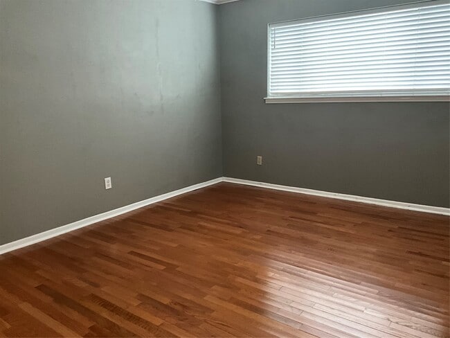 Building Photo - 12042 Sturdivant St