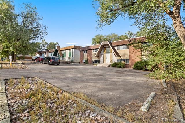 Building Photo - 330 Vehr Dr