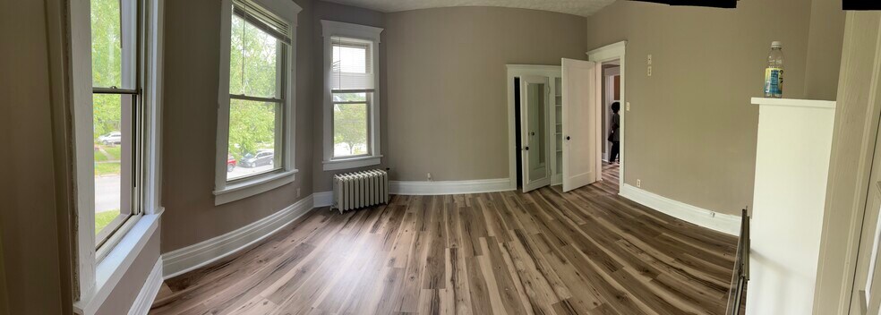 Building Photo - 2107 Edith St