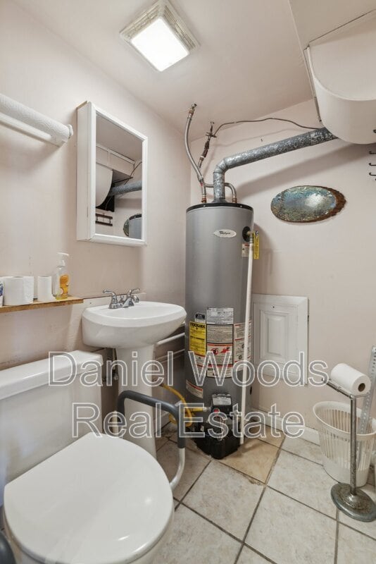 Building Photo - 49 Story Rd