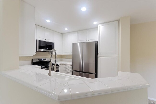 Building Photo - 1 Firenze Ct