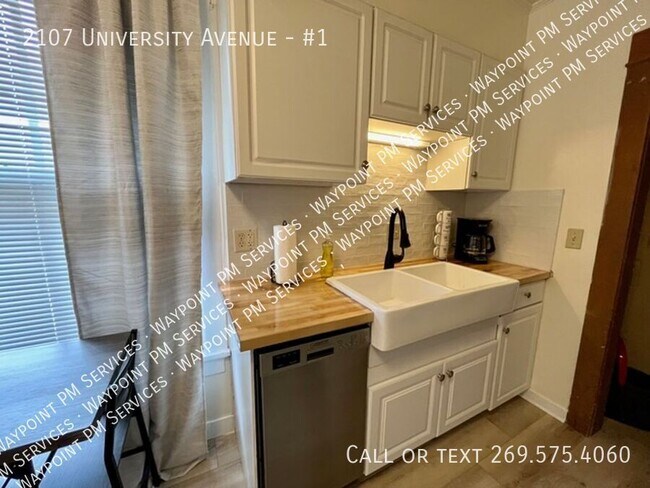 Building Photo - 2107 University Ave