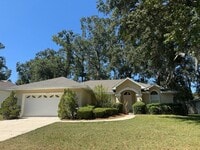 Building Photo - Charming 3-Bedroom Home in Broadmoor – Mov...