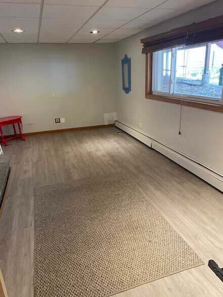 Building Photo - 112 Wallace Dr
