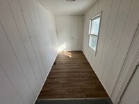 Building Photo - 260 Morgan St