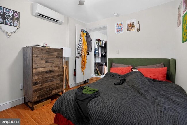 Building Photo - 1217 E Berks St