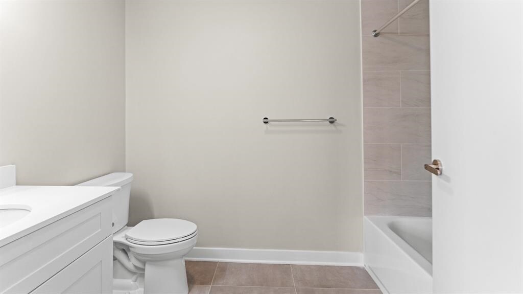 Building Photo - 475 Communipaw Ave