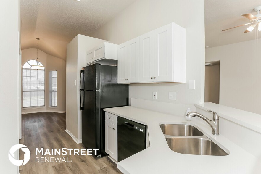 Building Photo - 1532 Linda Ln