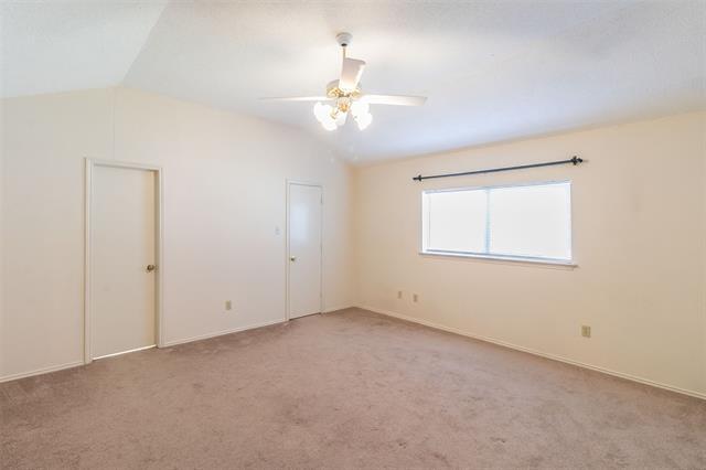 Building Photo - 10000 Bugle Dr