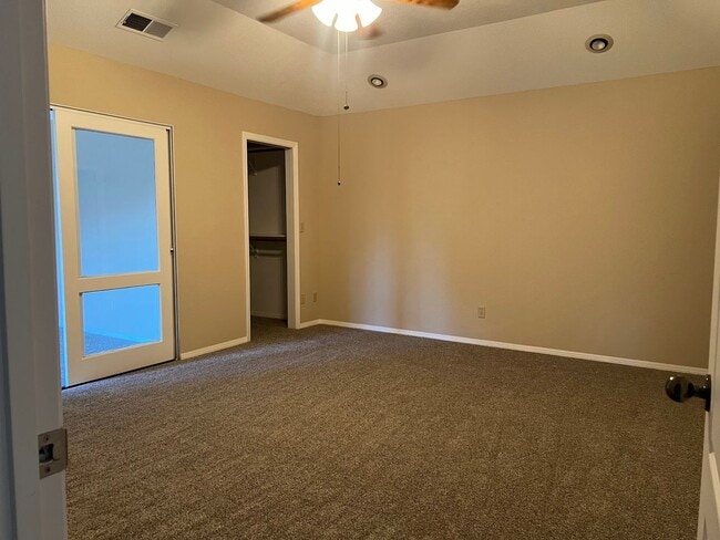 Building Photo - Charming 3 bedroom cottage for rent in Ree...