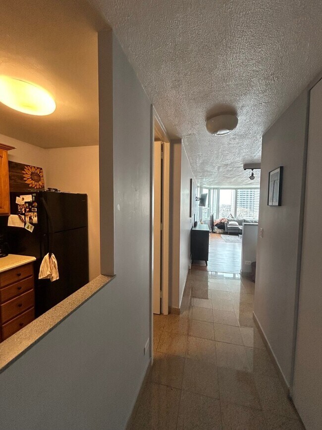 Building Photo - 720 W Gordon Terrace